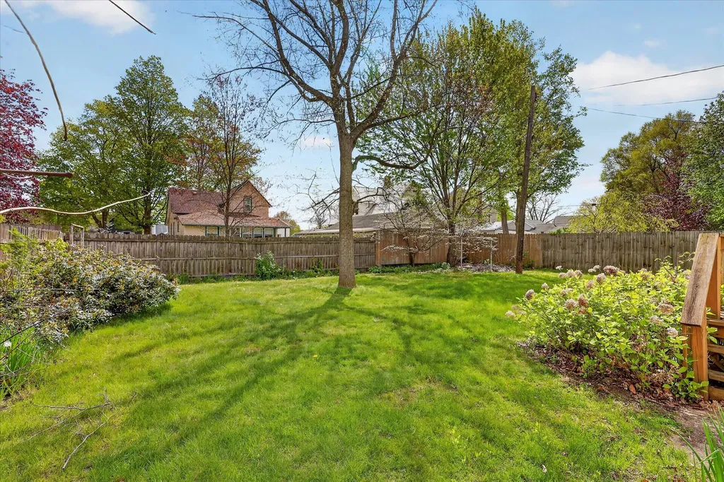 124 Washington Street Sparta Township MI 49345