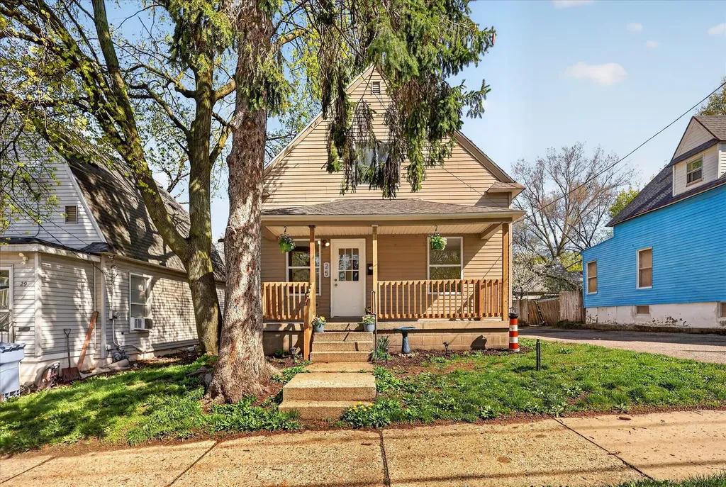 25 Palmer Street NW Grand Rapids City MI 49505