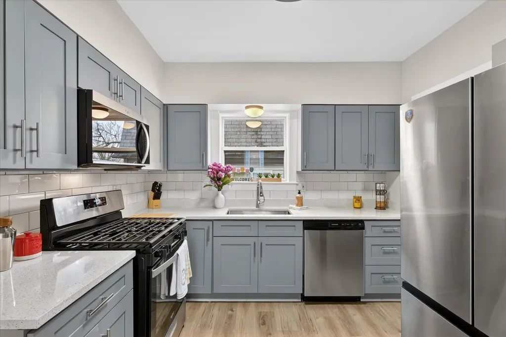 25 Palmer Street NW Grand Rapids City MI 49505