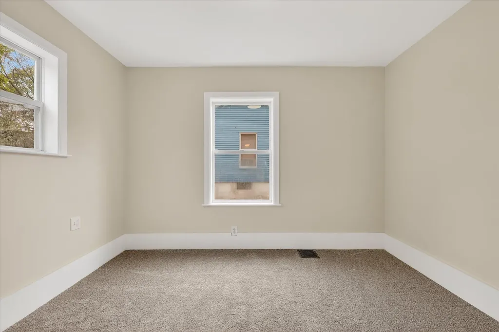25 Palmer Street NW Grand Rapids City MI 49505