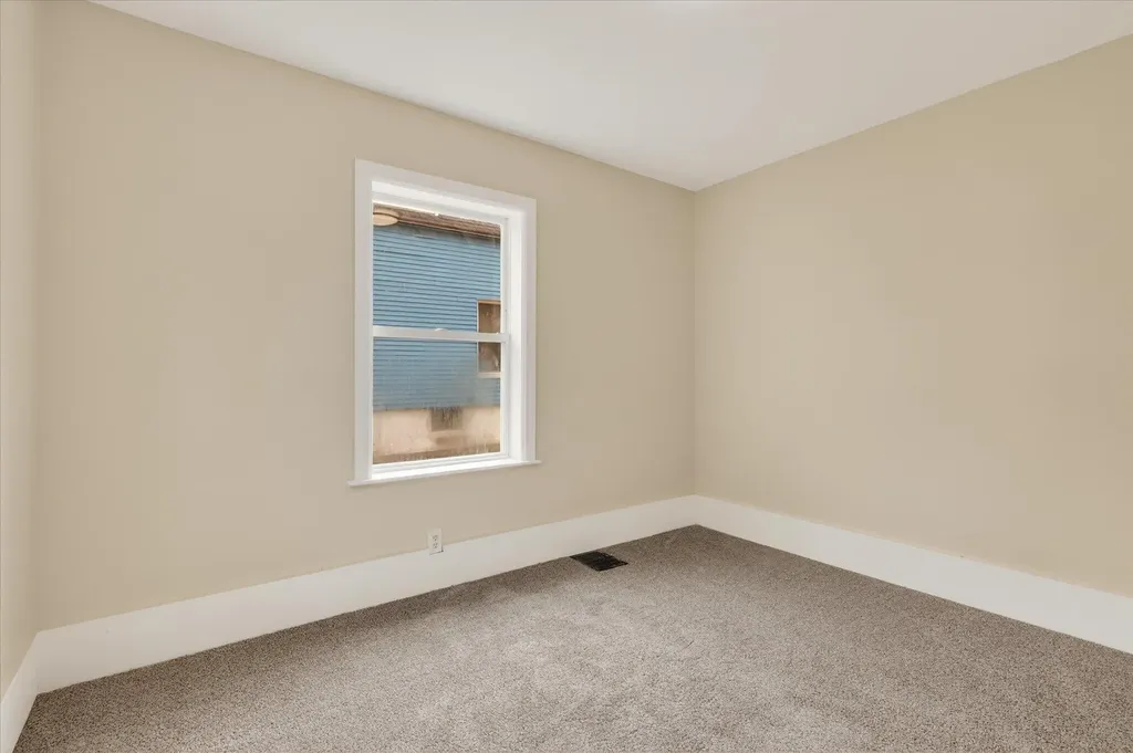 25 Palmer Street NW Grand Rapids City MI 49505