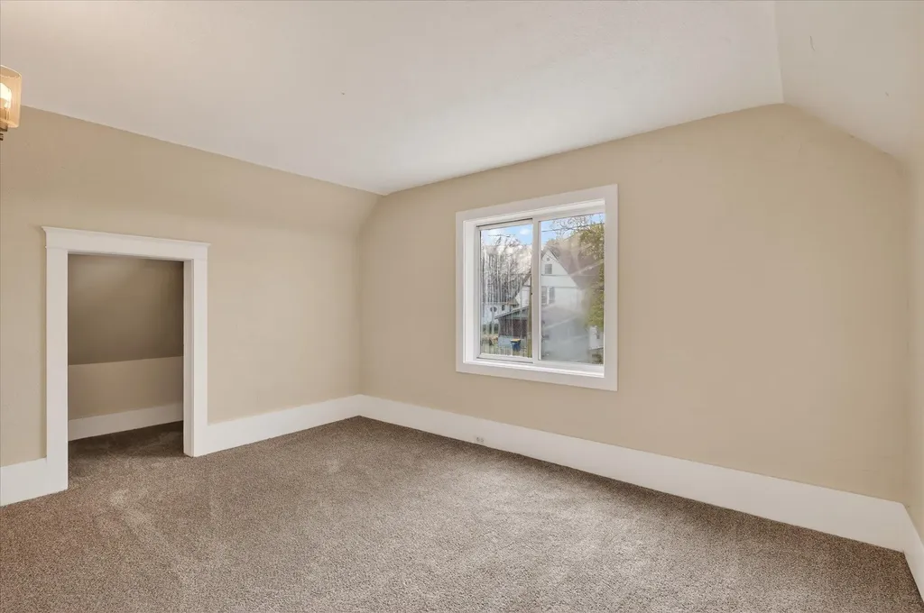 25 Palmer Street NW Grand Rapids City MI 49505