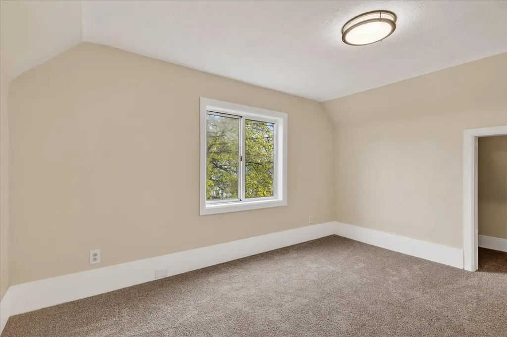 25 Palmer Street NW Grand Rapids City MI 49505