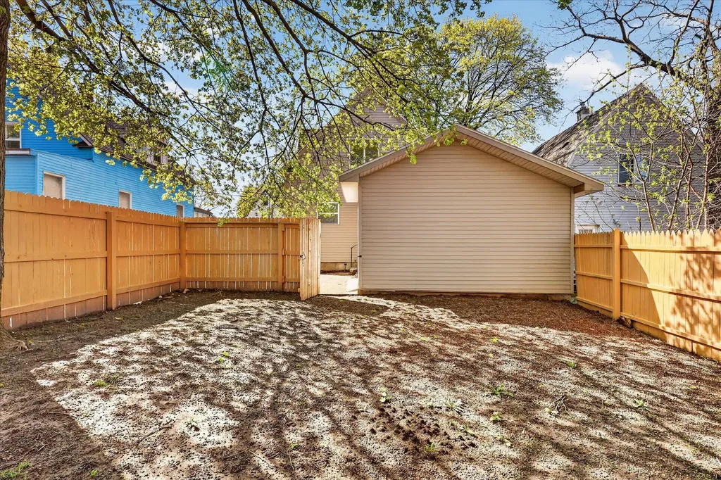25 Palmer Street NW Grand Rapids City MI 49505