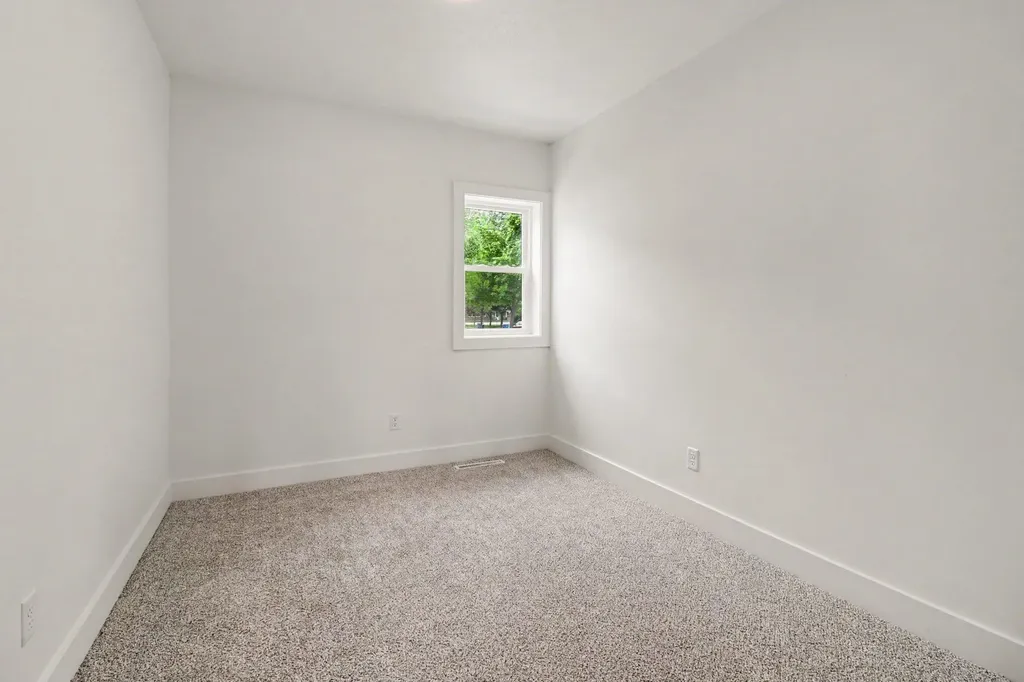 311 N Lavinia Street Ludington City MI 49431