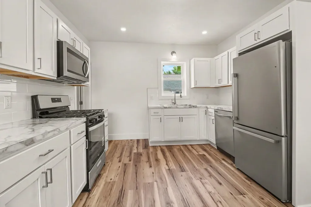 311 N Lavinia Street Ludington City MI 49431