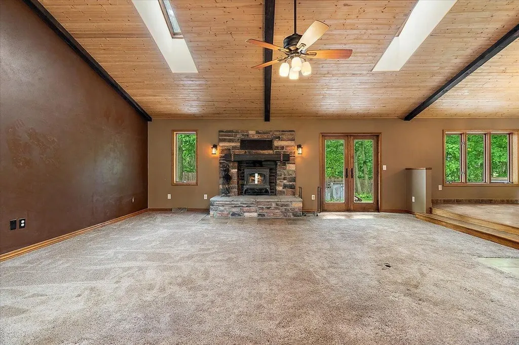 805 W Moore Road Ashland Township MI 49327