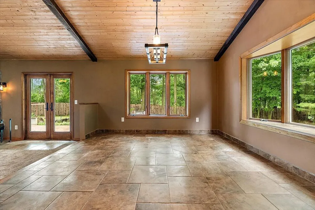 805 W Moore Road Ashland Township MI 49327
