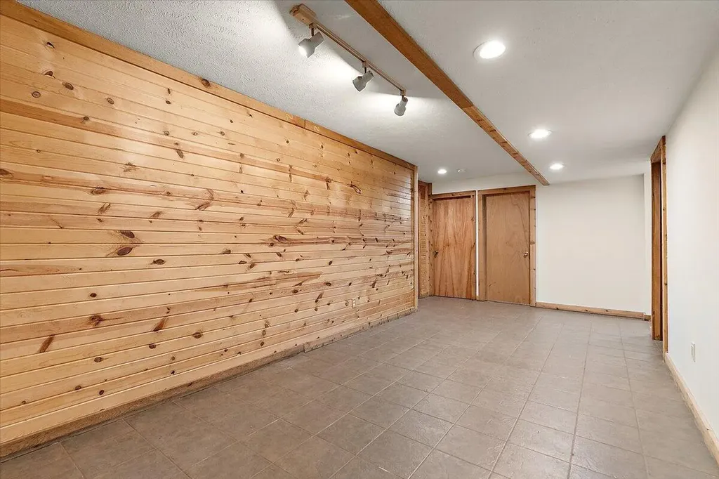 805 W Moore Road Ashland Township MI 49327