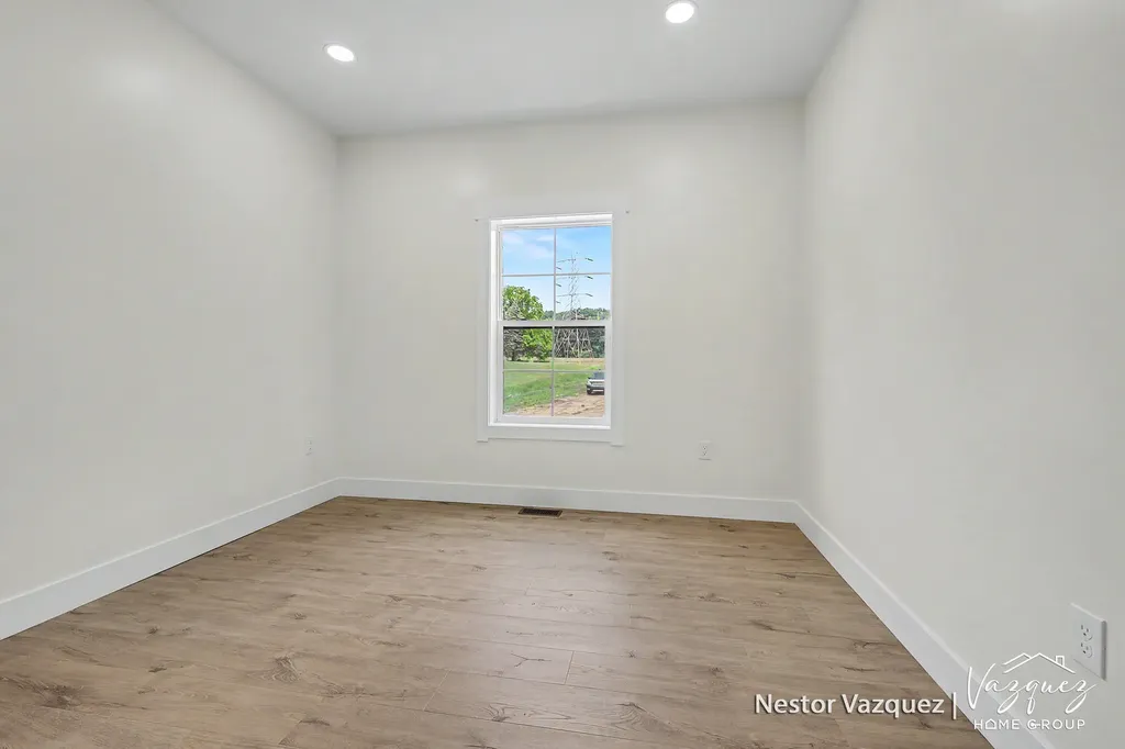 186 9 Mile Road NE Plainfield Charter Township MI 49321