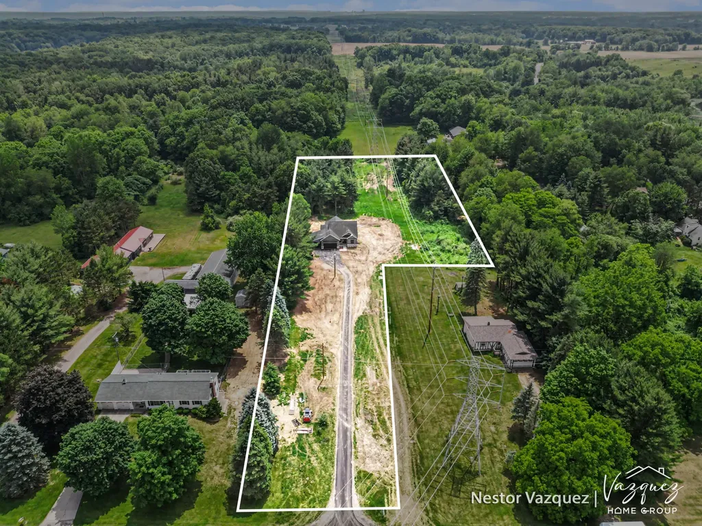 186 9 Mile Road NE Plainfield Charter Township MI 49321