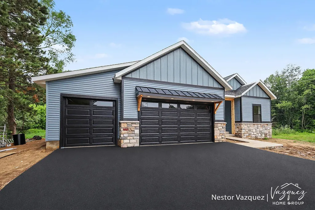 186 9 Mile Road NE Plainfield Charter Township MI 49321