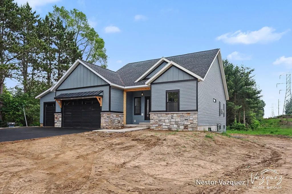186 9 Mile Road NE Plainfield Charter Township MI 49321