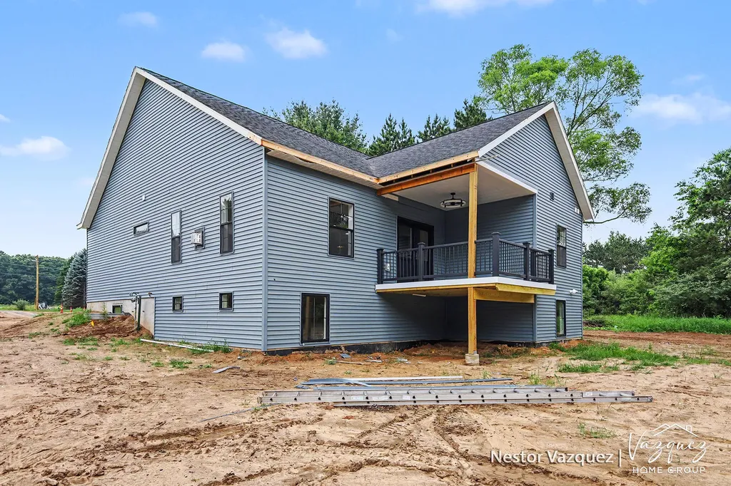 186 9 Mile Road NE Plainfield Charter Township MI 49321