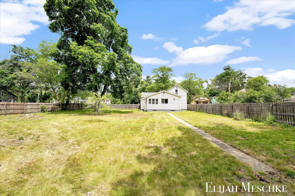 313 Washington Avenue Muskegon City MI 49441
