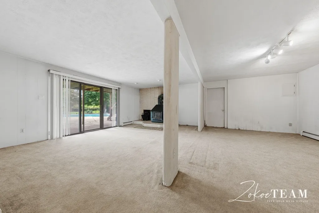 14079 8th Avenue Tallmadge Charter Township MI 49435