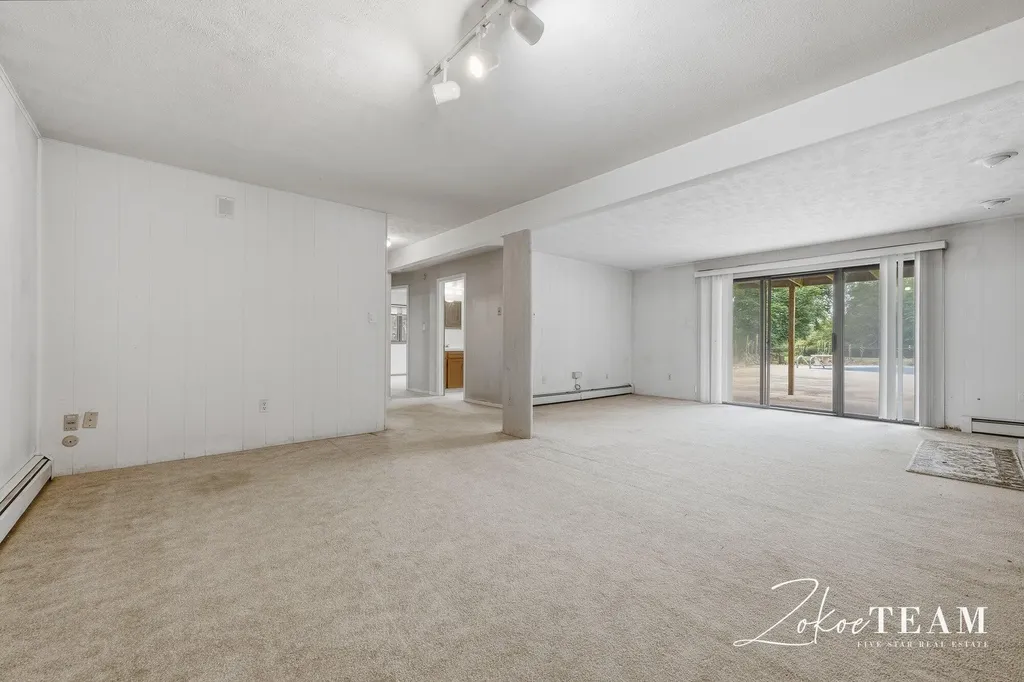 14079 8th Avenue Tallmadge Charter Township MI 49435