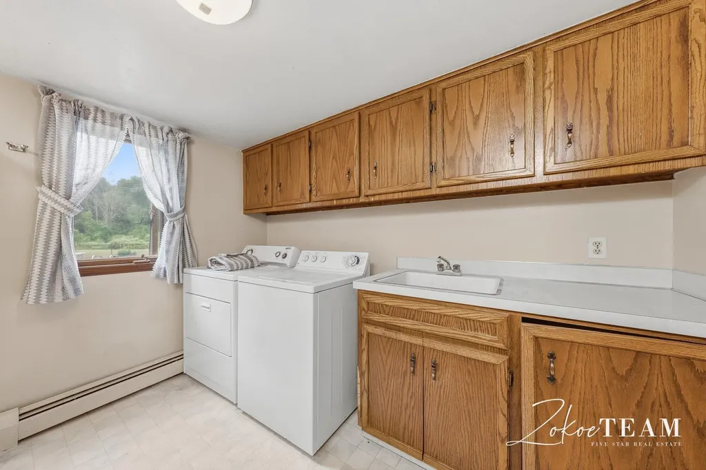 14079 8th Avenue Tallmadge Charter Township MI 49435