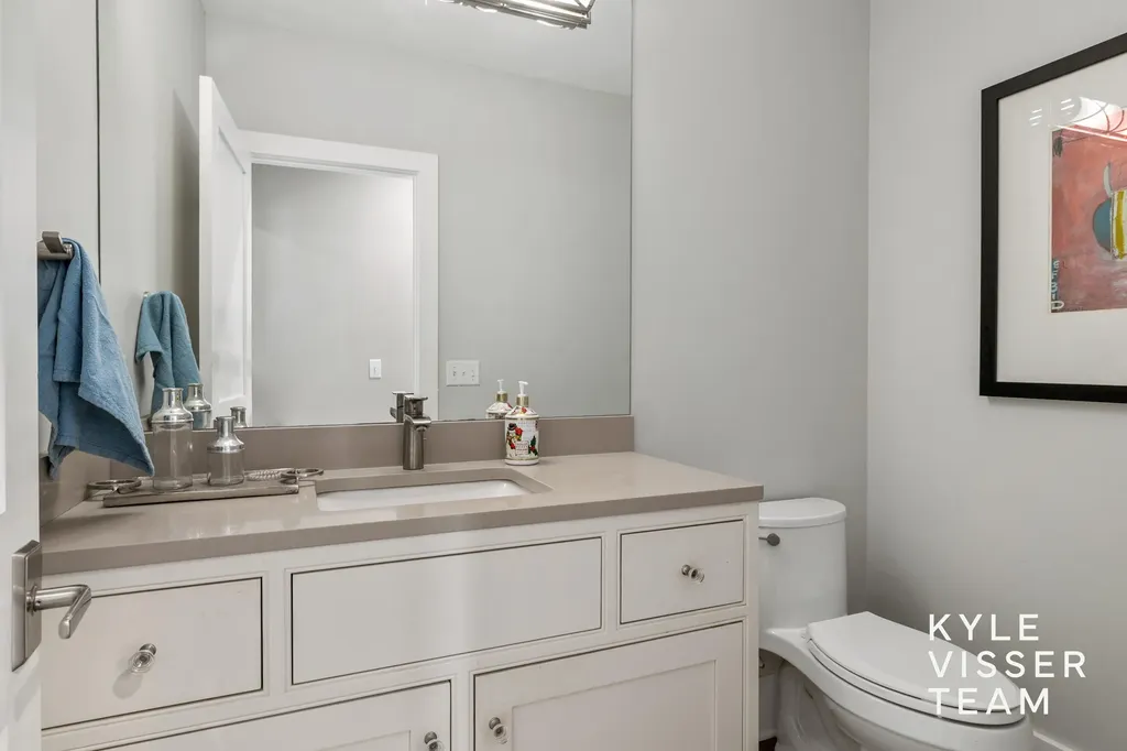 964 Pinecrest Avenue SE East Grand Rapids City MI 49506