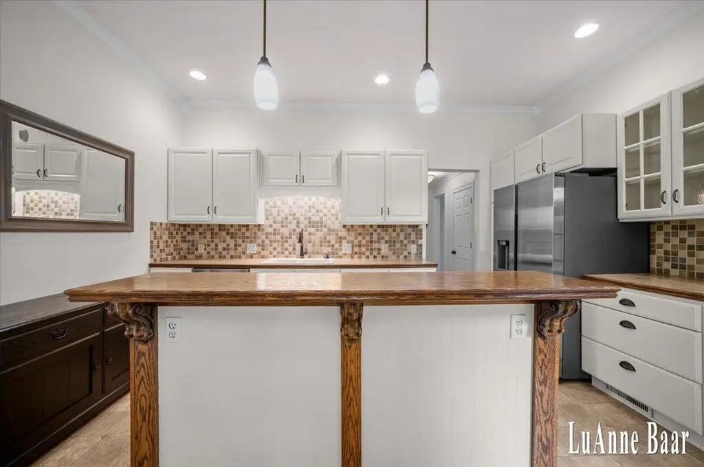 273 W Division Street NE Rockford City MI 49341