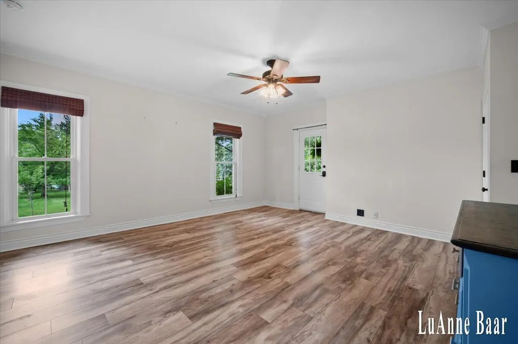 273 W Division Street NE Rockford City MI 49341