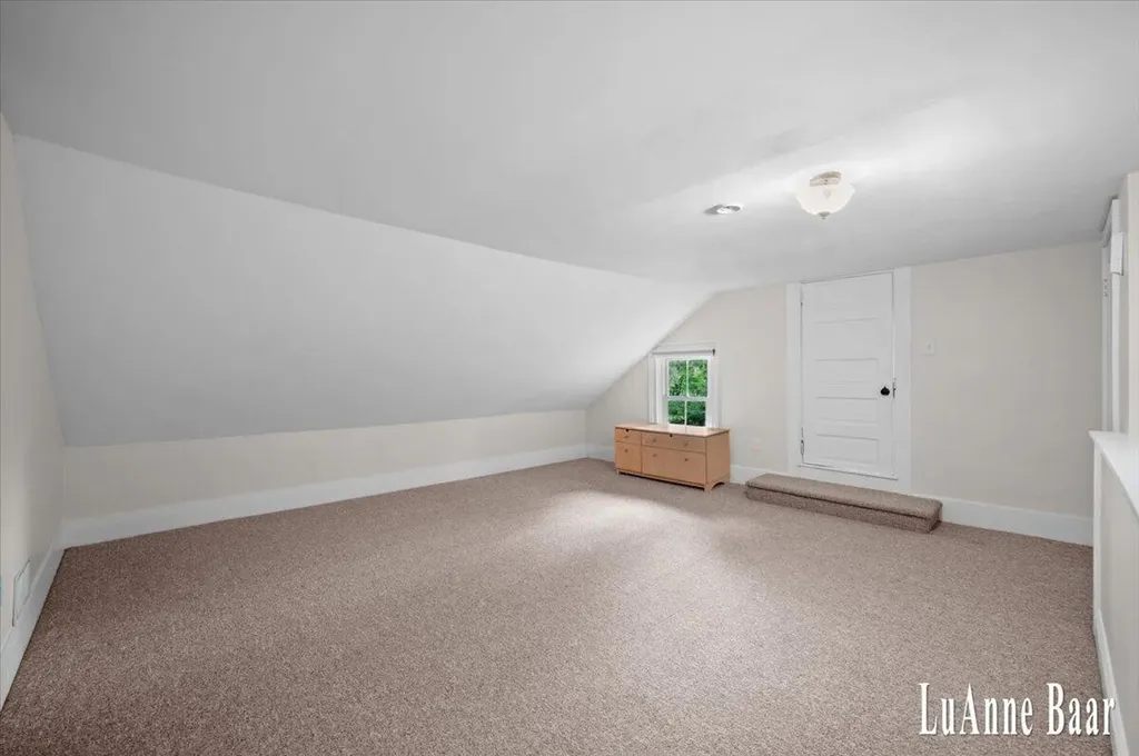 273 W Division Street NE Rockford City MI 49341