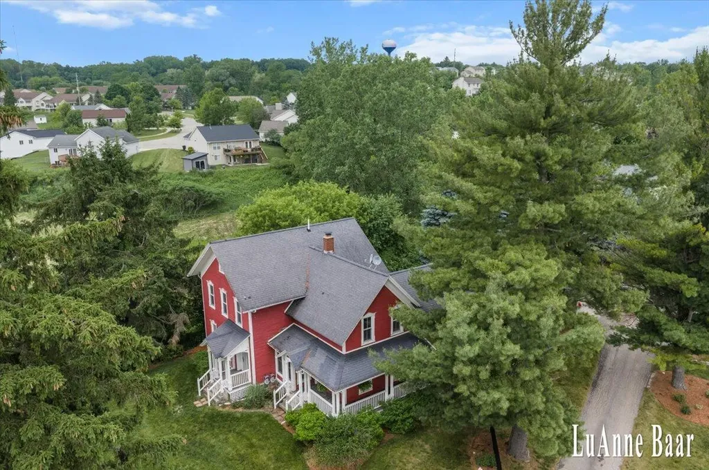 273 W Division Street NE Rockford City MI 49341