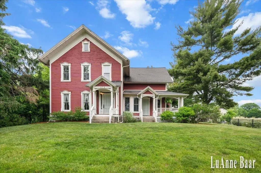 273 W Division Street NE Rockford City MI 49341