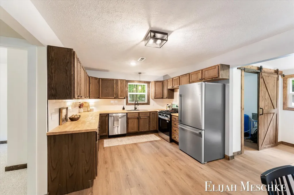 8938 Mackinaw Trail Drive Reynolds Township MI 49329