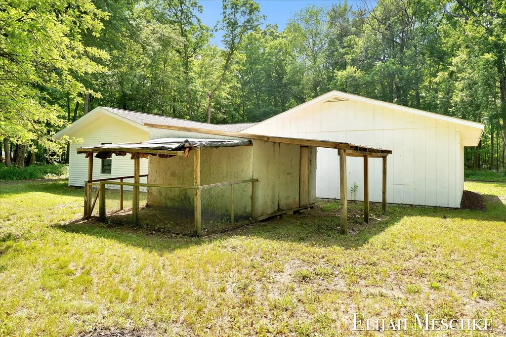 8938 Mackinaw Trail Drive Reynolds Township MI 49329