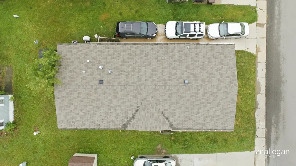3668 Sun Valley Street NW Walker City MI 49544