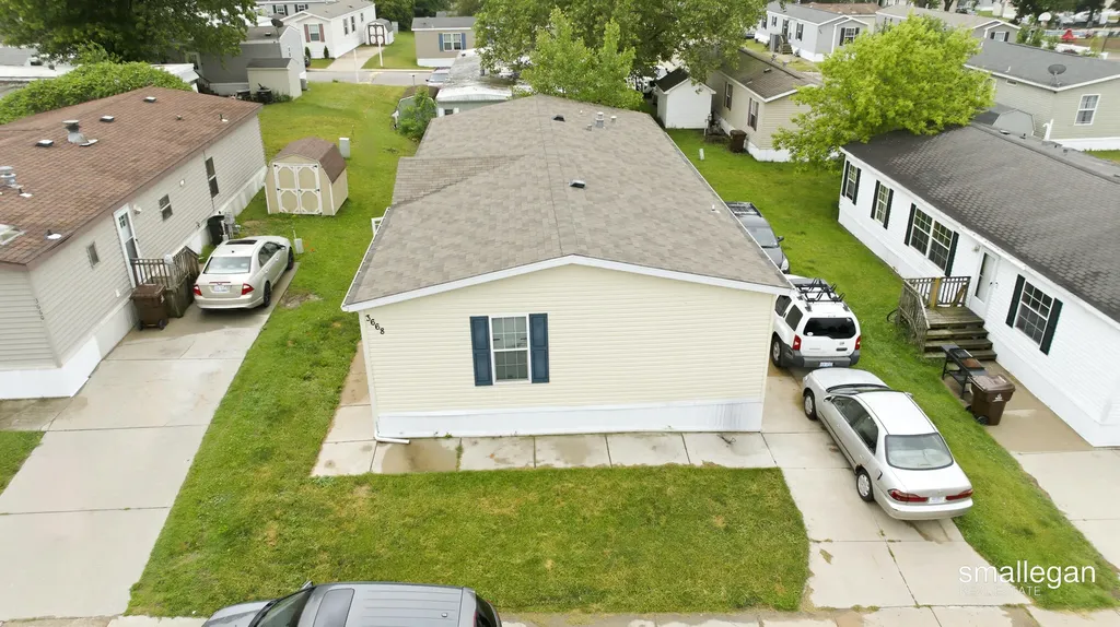 3668 Sun Valley Street NW Walker City MI 49544