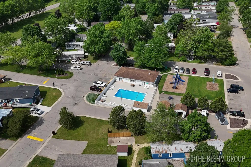 11235 Caron Street SE Lowell Charter Township MI 49331