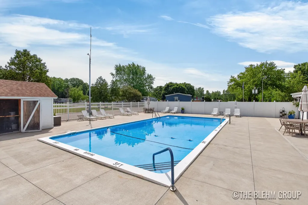 11235 Caron Street SE Lowell Charter Township MI 49331