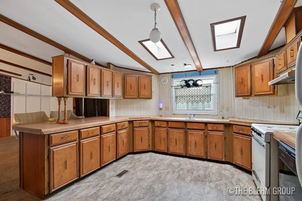 11235 Caron Street SE Lowell Charter Township MI 49331
