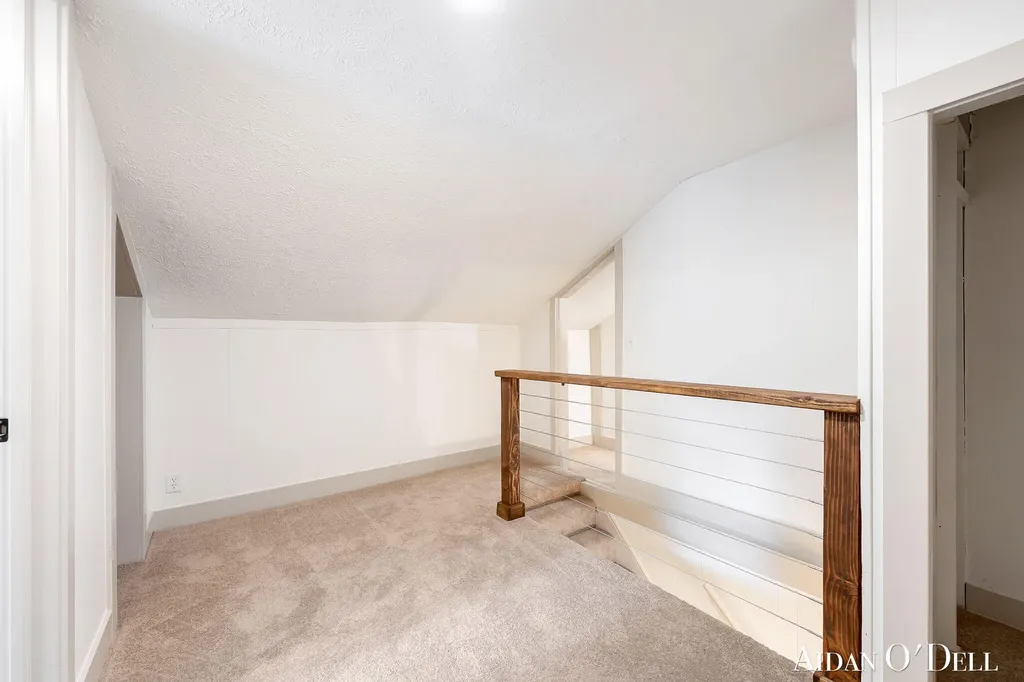 1050 Broadway Avenue NW Grand Rapids City MI 49504