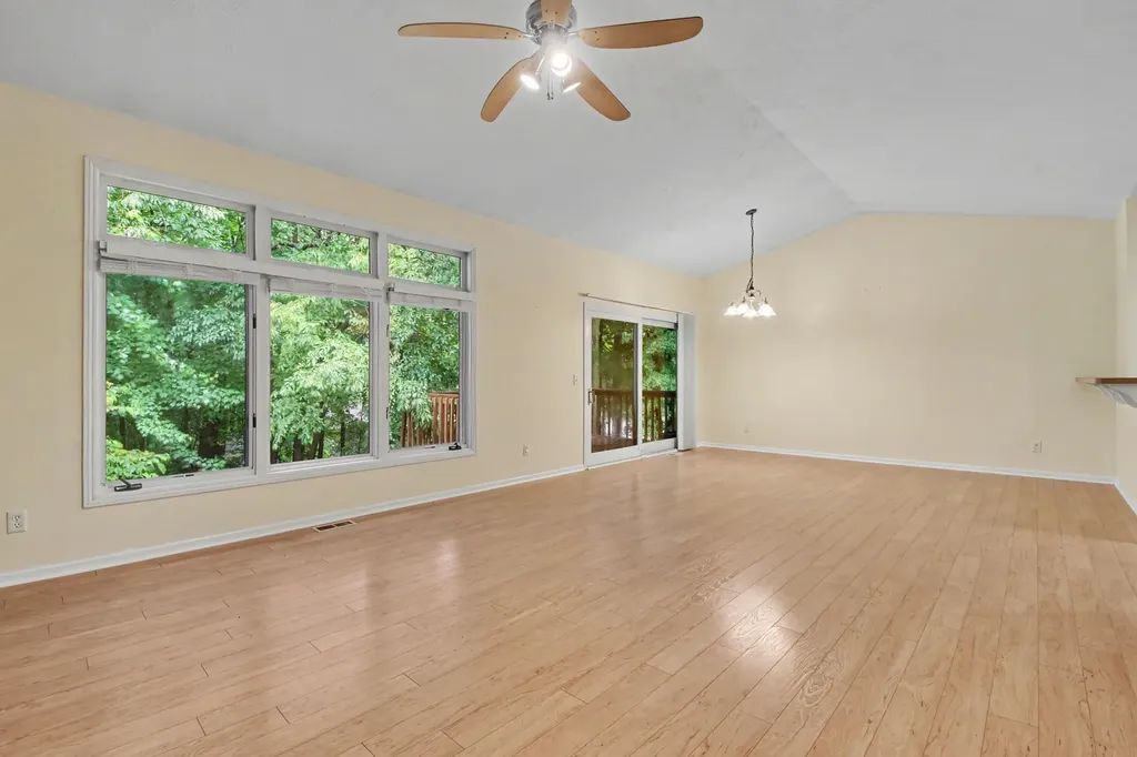 4353 Idlewood Drive SW Wyoming City MI 49519