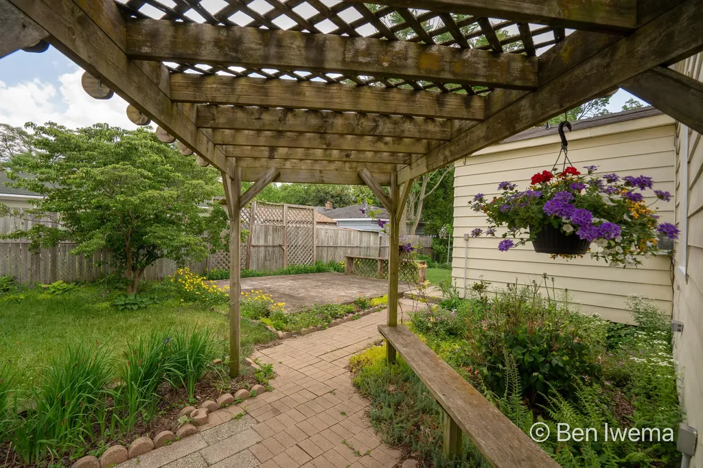 3710 Oriole Avenue SW Wyoming City MI 49509