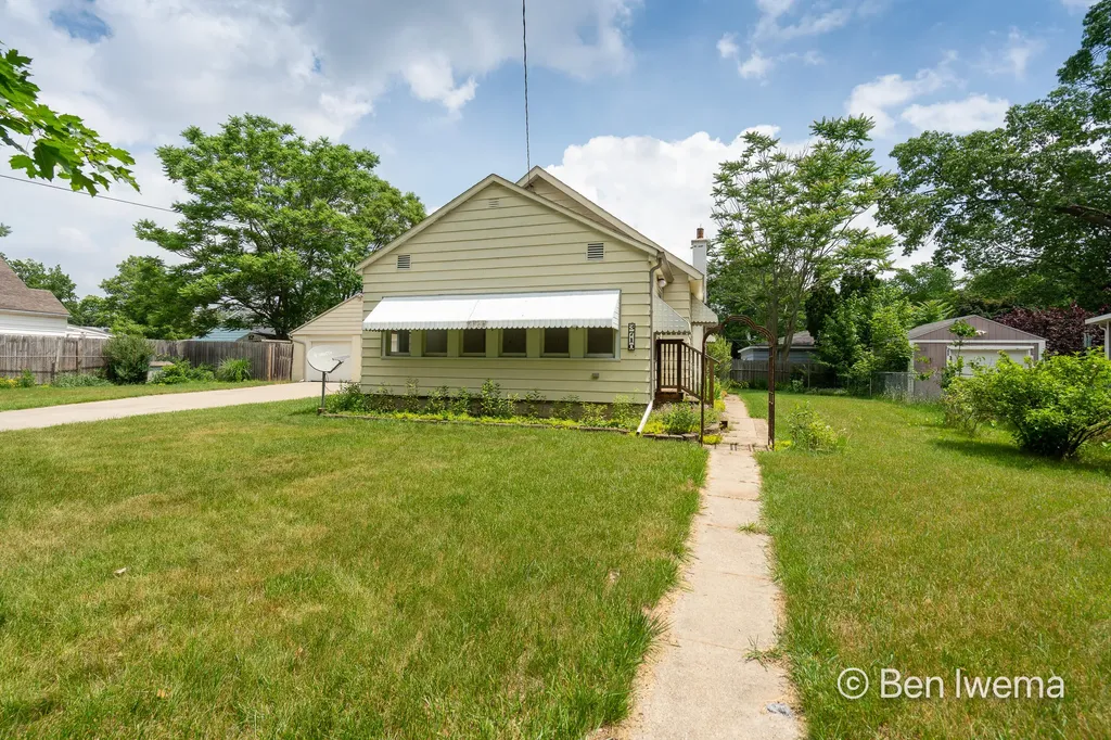 3710 Oriole Avenue SW Wyoming City MI 49509