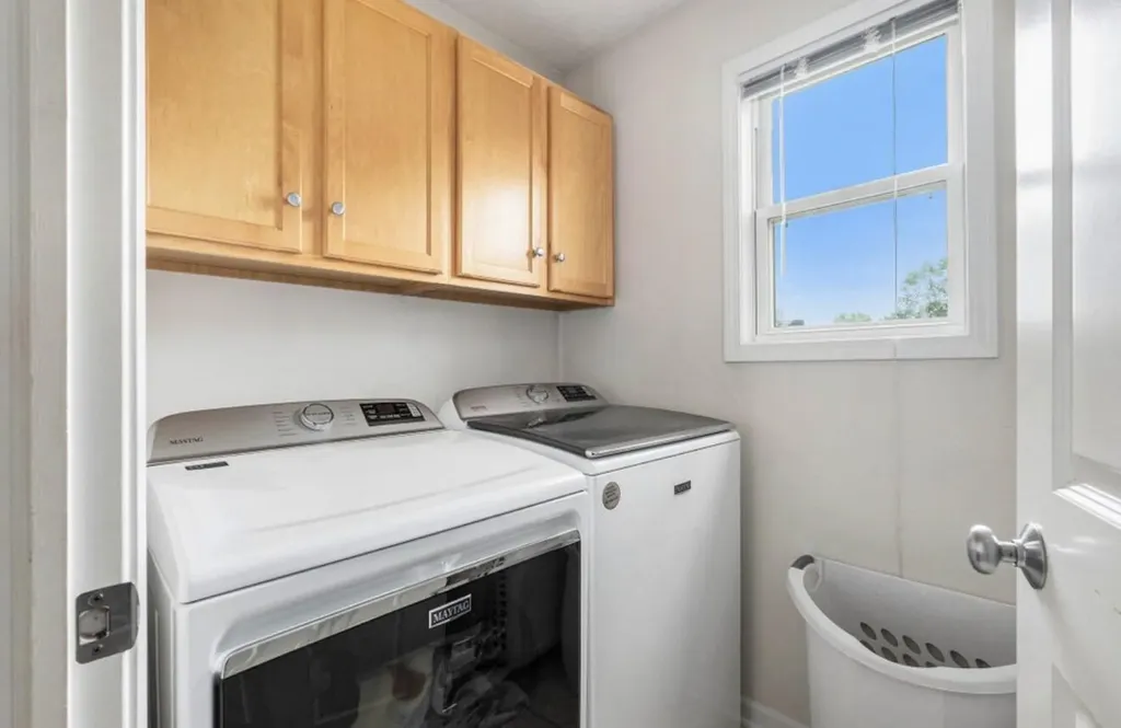 730 Splitrail Avenue NW Grand Rapids City MI 49504
