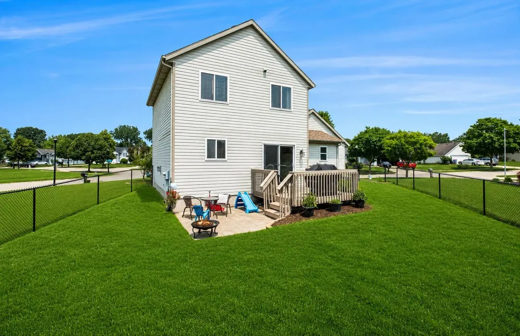 730 Splitrail Avenue NW Grand Rapids City MI 49504