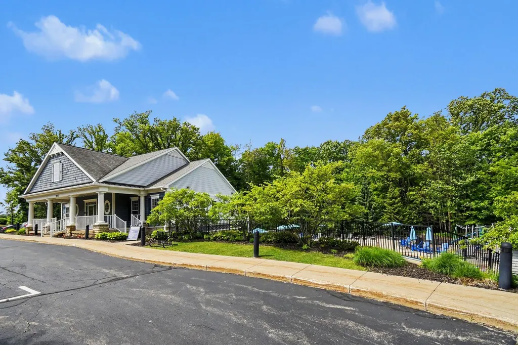3383 Kings River Street SW Wyoming City MI 49418