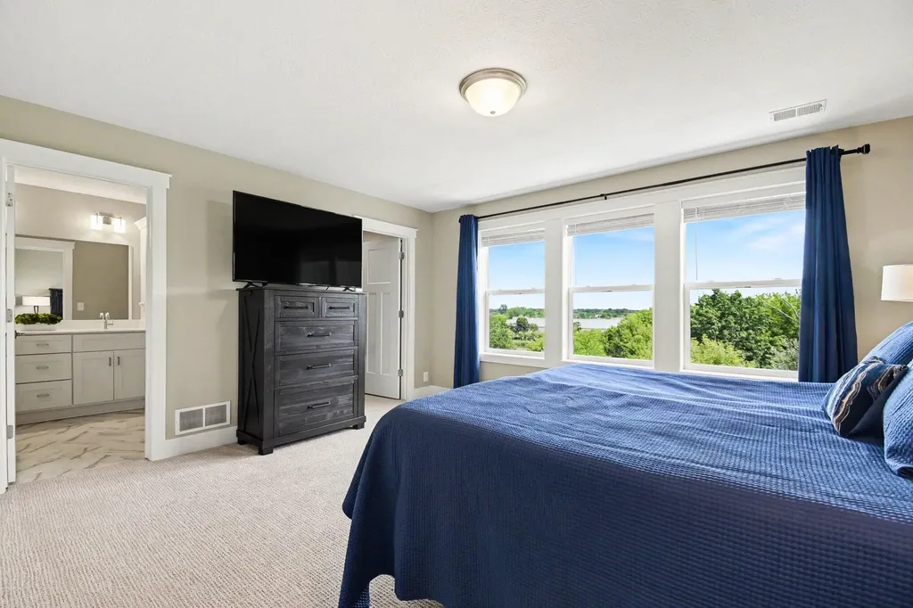 3383 Kings River Street SW Wyoming City MI 49418