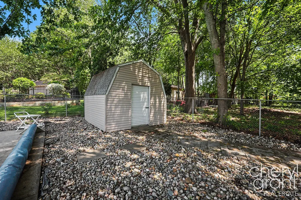15888 Vinecrest Avenue Spring Lake Township MI 49456