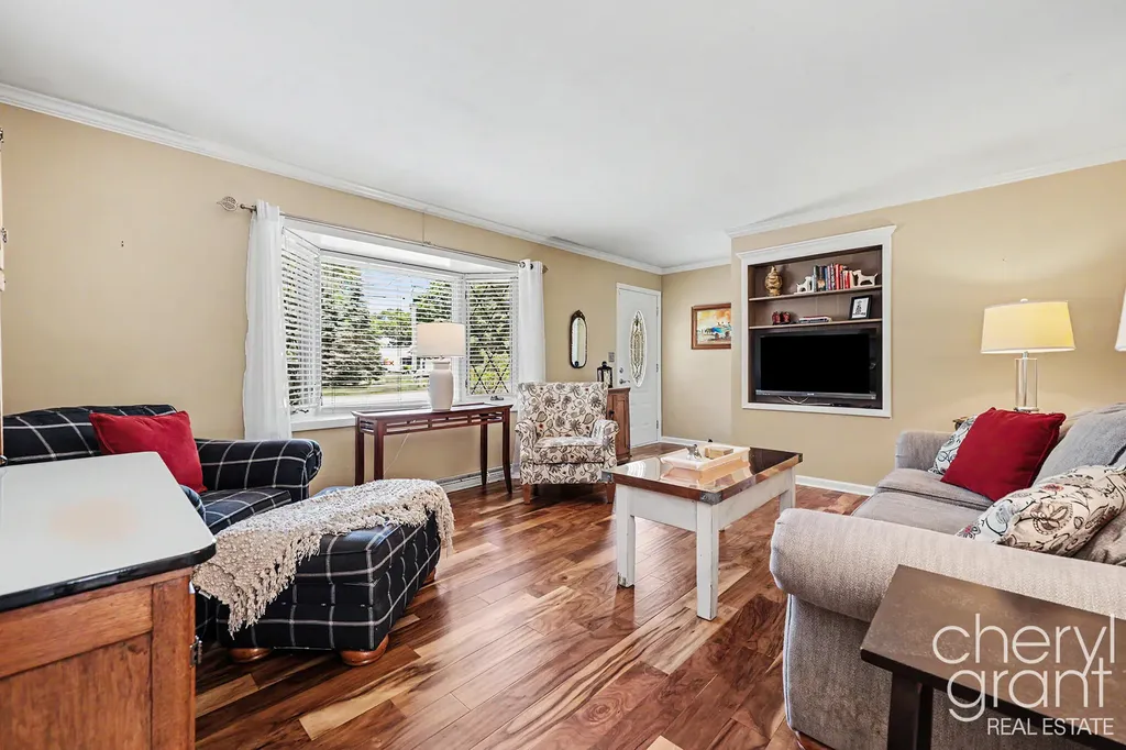 15888 Vinecrest Avenue Spring Lake Township MI 49456