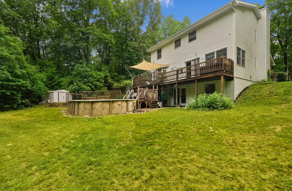 21537 W Kendaville Road Montcalm Township MI 49339