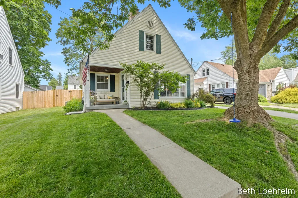 847 N Ottillia Street SE Grand Rapids City MI 49507