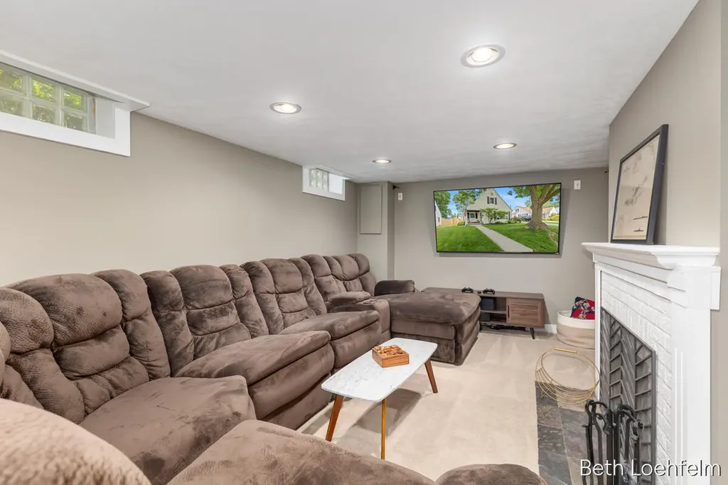 847 N Ottillia Street SE Grand Rapids City MI 49507