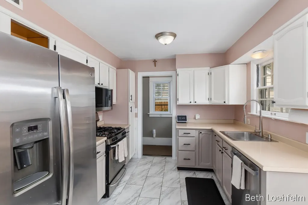 847 N Ottillia Street SE Grand Rapids City MI 49507