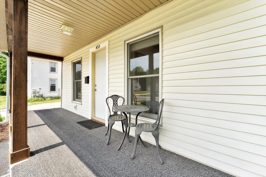 455 Divine Highway Portland City MI 48875